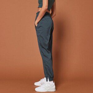 Girlfriend Collective Summit Track Pants in Moss Green ~ EUC